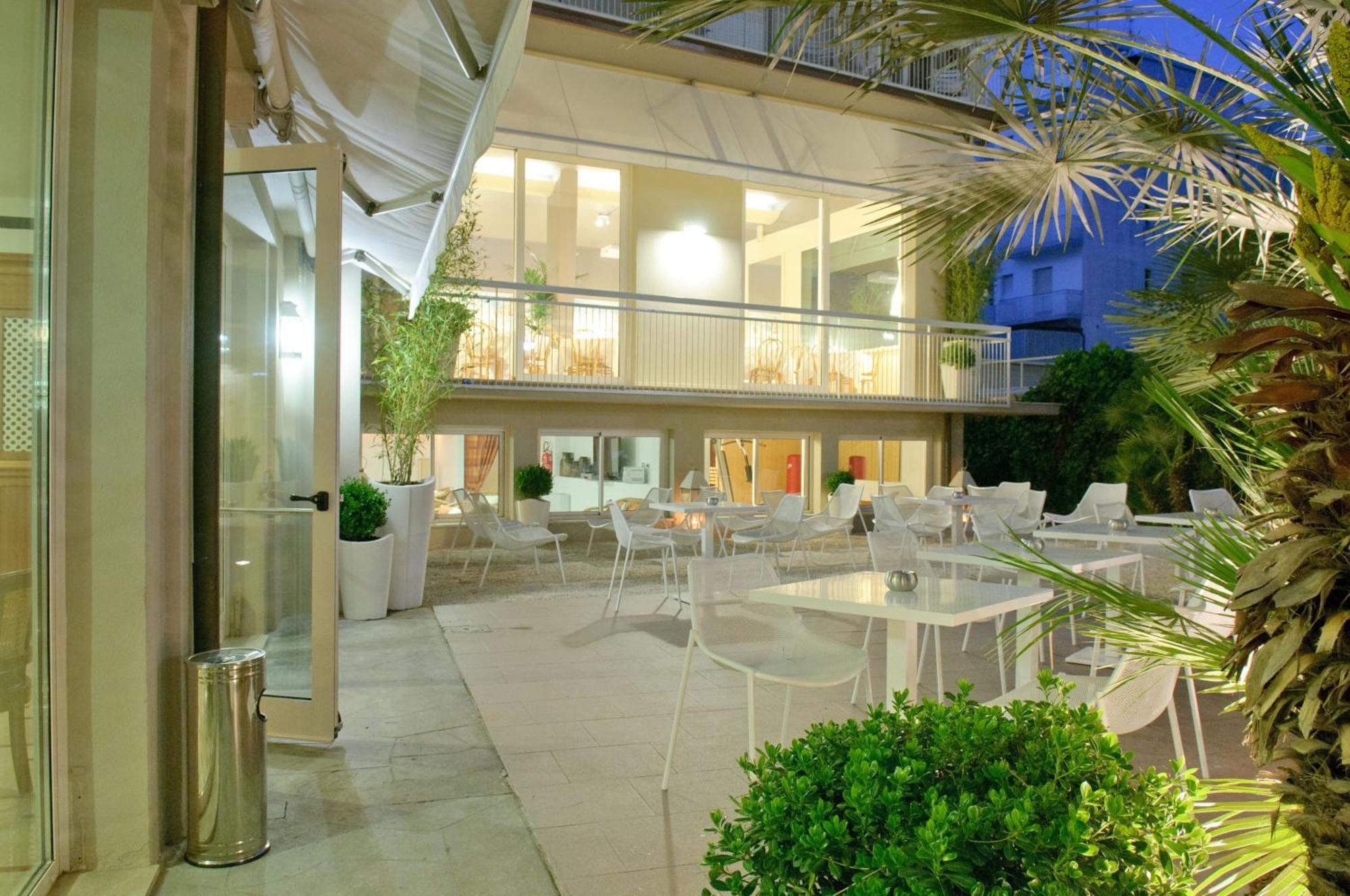 Hotel Trionfal Milano Marittima Eksteriør bilde