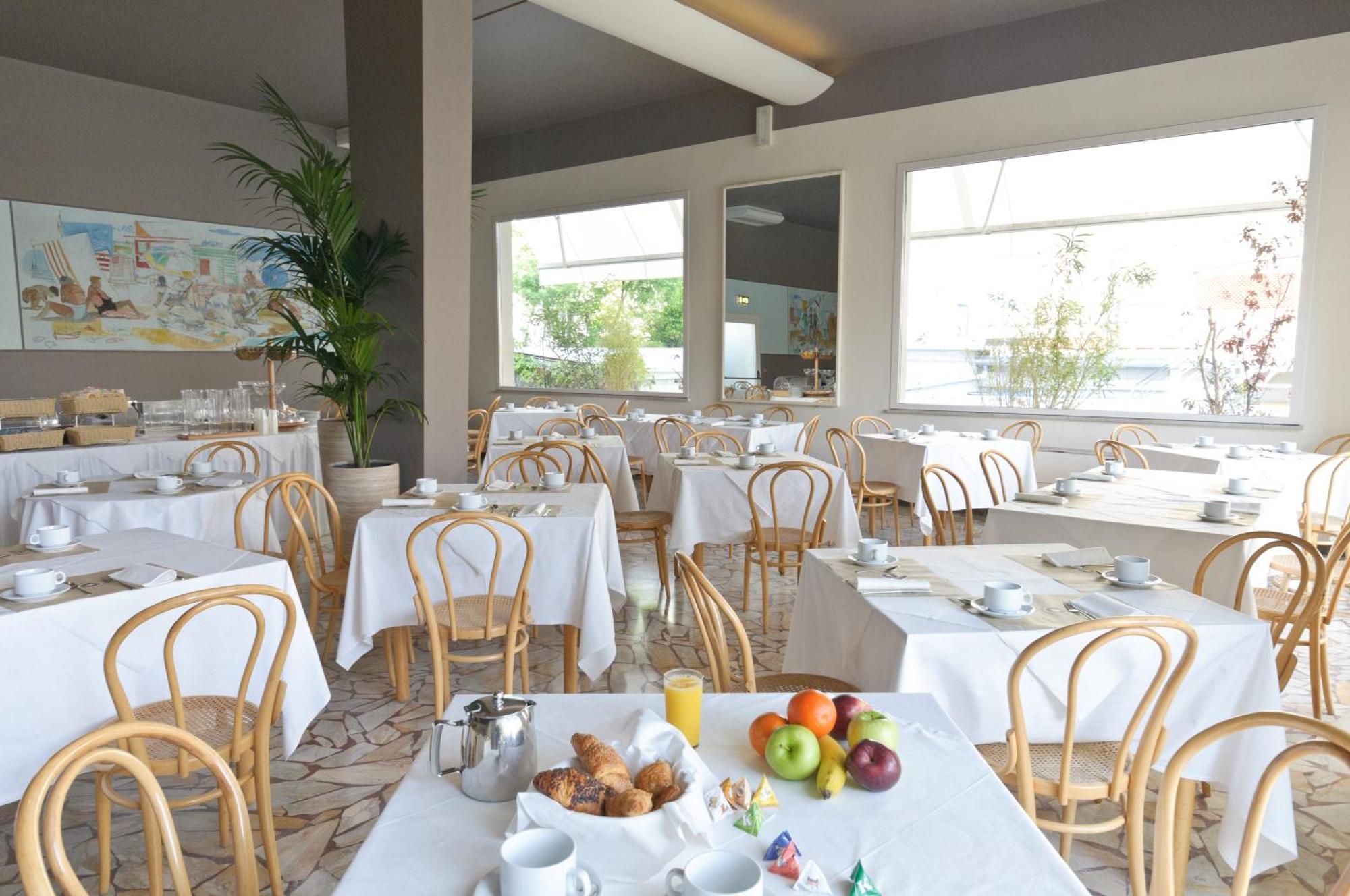 Hotel Trionfal Milano Marittima Eksteriør bilde